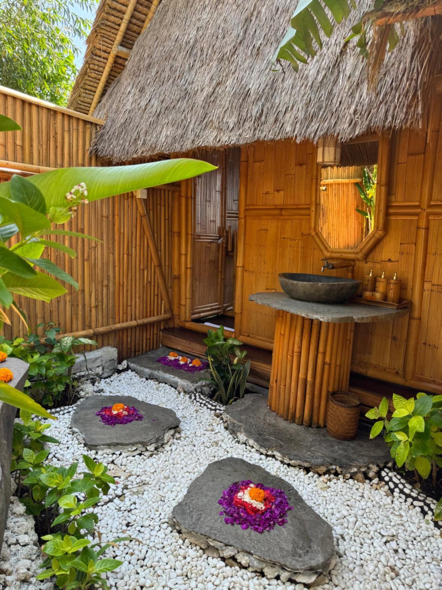 Penida Bambu Green Suites Ped Exteriör bild