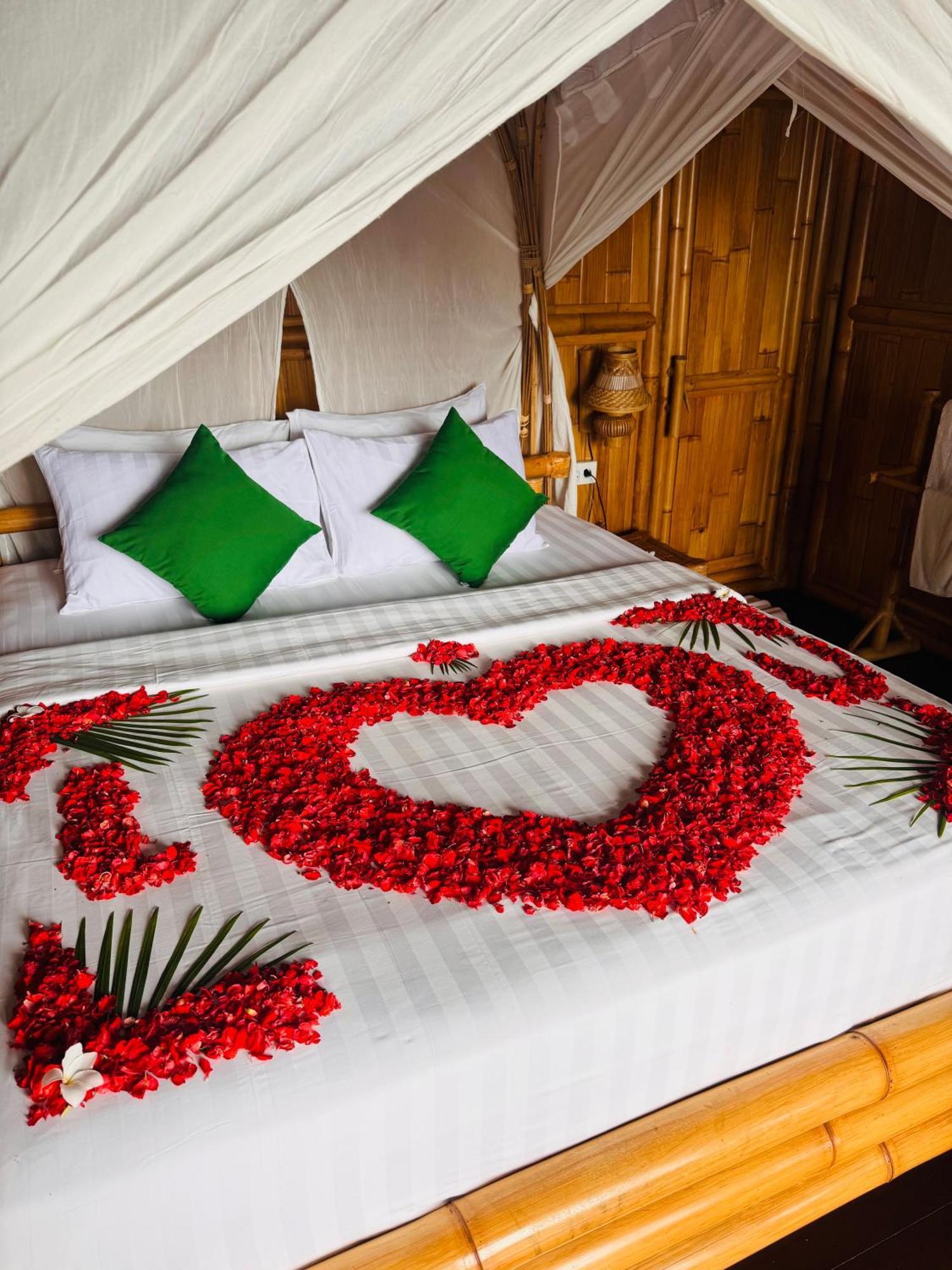 Penida Bambu Green Suites Ped Exteriör bild